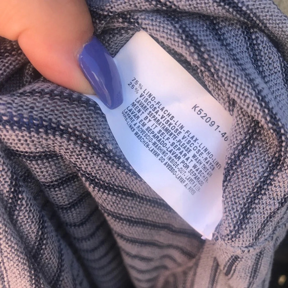 ARMANI COLLEZIONI MENS STRIPED SWEATER - Picture 6 of 6